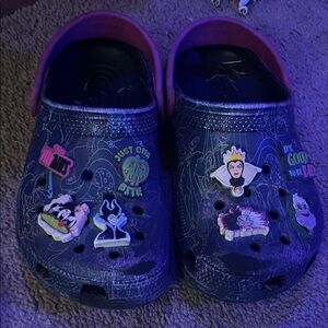 Kids' Black and Pink Clogs with Fun Charms crocs